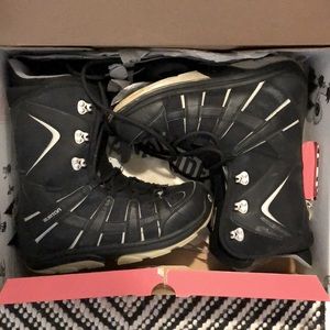 Men Burton Snowboard boots USED Black